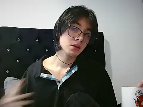 Snapshot of Matti_Mendez_ chatting on July 15, 4:14 pm Matti Mendez online show from July 15, 4:14 pm