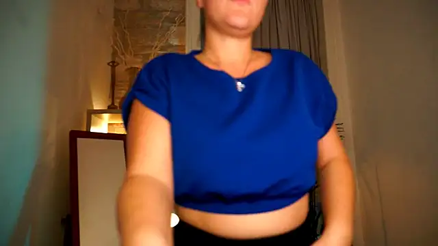 mrs fllowerr online show from October 8, 4:19 pm