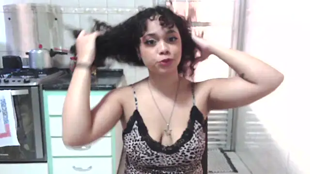 sweetamy326 online show from November 27, 9:15 pm