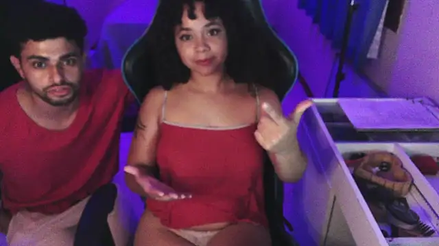 sweetamy326 online show from April 4, 10:05 pm