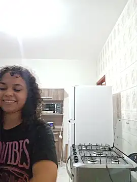 Snapshot of sweetamy326 chatting on May 23, 1:26 am sweetamy326 online show from May 23, 1:26 am