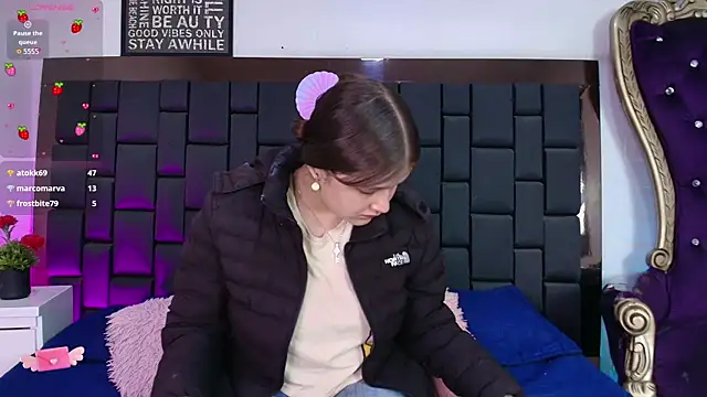 Krystal Heartss online show from November 11, 2:34 pm