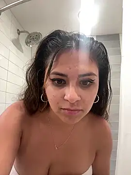 Snapshot of mrandmrs_freak chatting on October 9, 4:02 am mrandmrs freak online show from October 9, 4:02 am