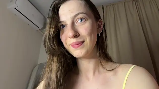 Prettyyy Angel online show from May 25, 7:45 pm