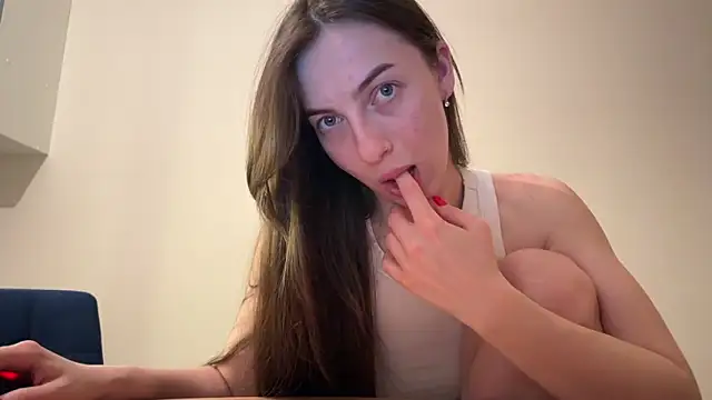 Prettyyy Angel online show from April 13, 6:56 pm