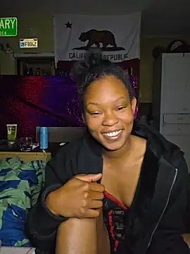 tokyobelle online show from April 3, 1:28 pm