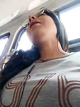 Mia-love-03 online show from October 22, 3:55 pm