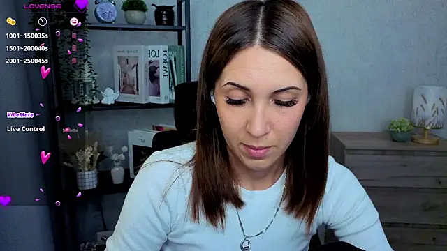 DreamVelour online show from March 13, 7:19 pm