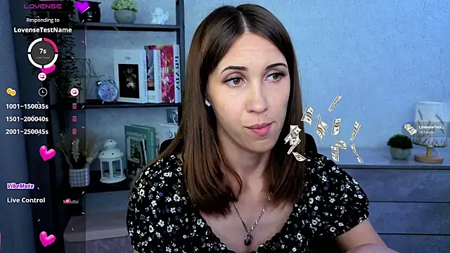 DreamVelour online show from April 13, 8:57 pm