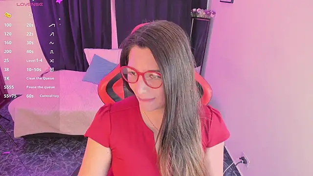 Snapshot of Hanna_MA chatting on May 6, 12:20 pm Hanna MA online show from May 6, 12:20 pm