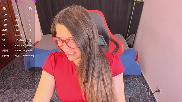 Snapshot of Hanna_MA chatting on April 18, 9:26 pm Hanna MA online show from April 18, 9:26 pm