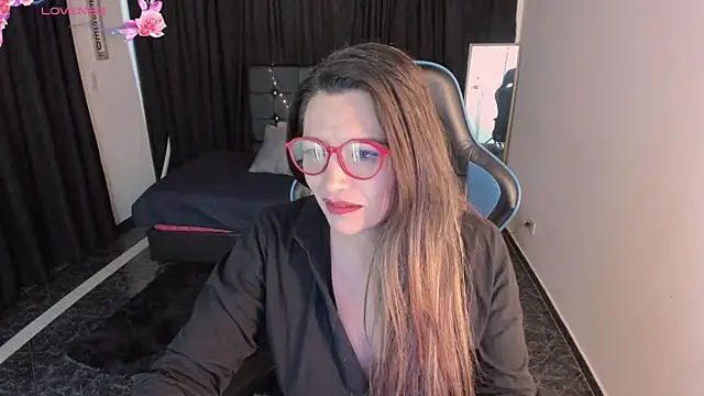 Hanna MA online show from October 23, 3:43 pm