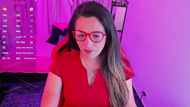 Hanna MA online show from February 28, 2:17 pm