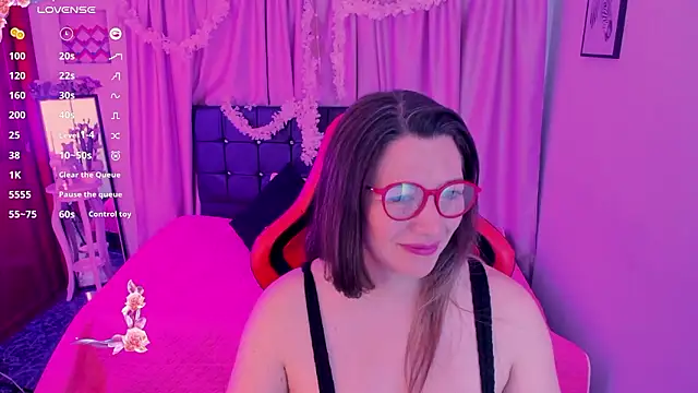 Hanna MA online show from February 14, 8:09 pm