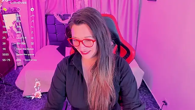 Hanna MA online show from February 9, 9:13 pm