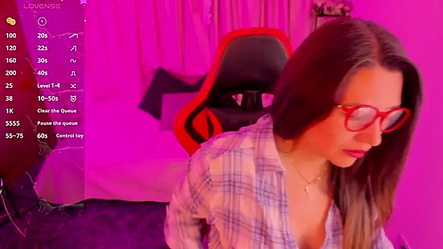 Hanna MA online show from March 9, 3:26 pm