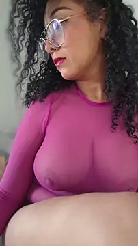 LondonHilton online show from March 25, 6:29 pm