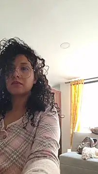 LondonHilton online show from April 12, 3:04 pm