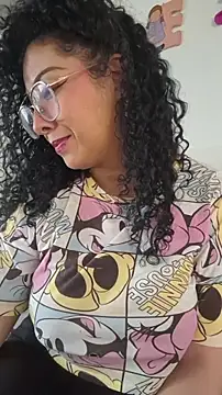 LondonHilton online show from March 17, 7:06 pm