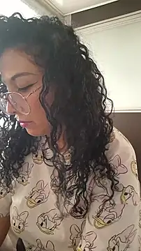 LondonHilton online show from March 7, 8:58 pm