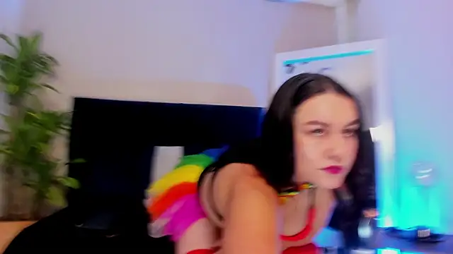 Iris Parkerr online show from October 31, 11:40 am