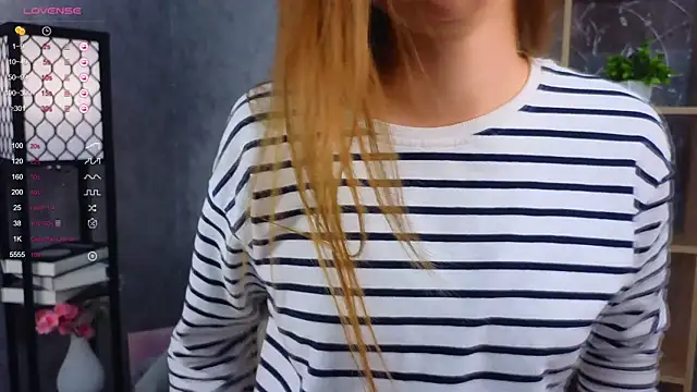 ElenoreReth online show from October 24, 1:59 am