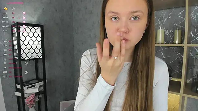 ElenoreReth online show from November 24, 1:27 am