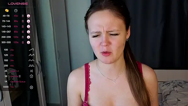 ElenoreReth online show from April 3, 1:45 am