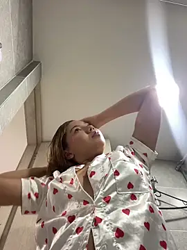 Gaby 002 online show from October 2, 1:09 am
