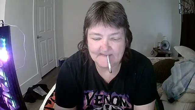 Buggy1965 online show from December 5, 4:27 pm