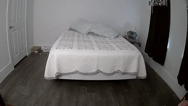 Buggy1965 online show from December 18, 3:05 pm