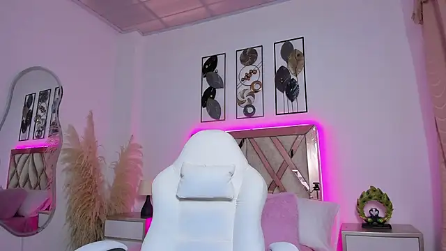 Snapshot of akira_09_ chatting on November 29, 12:05 pm akira 09 online show from November 29, 12:05 pm