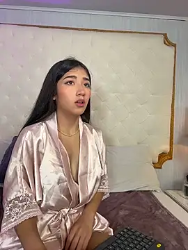 Mariana Kalo online show from April 15, 10:54 am