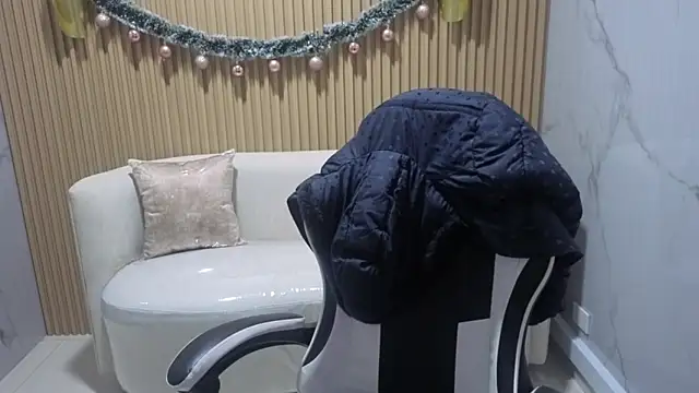 Skyler Gracee Tx online show from December 14, 3:02 am