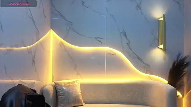 Skyler Gracee Tx online show from October 31, 1:19 pm