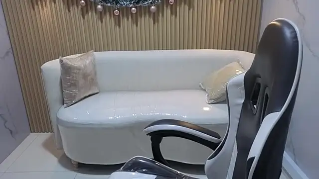 Skyler Gracee Tx online show from December 14, 3:06 pm