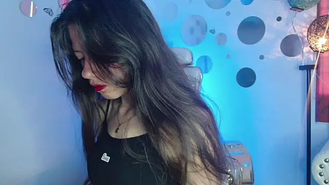 Snapshot of Nina_Roser chatting on September 26, 1:07 pm Nina Roser online show from September 26, 1:07 pm