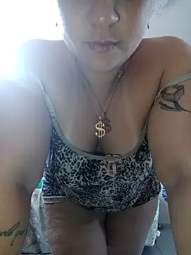 Moranguinha2234 online show from April 2, 5:30 pm