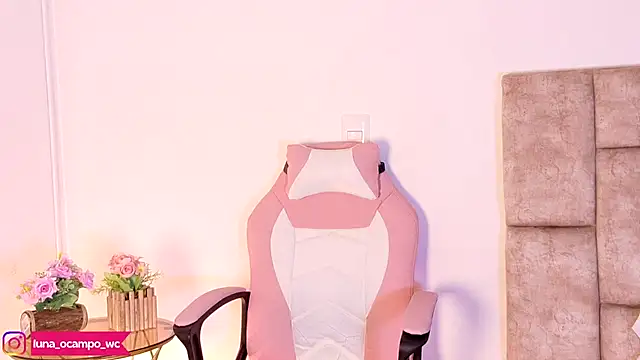 Snapshot of LunaOcampo_ chatting on November 16, 9:08 pm LunaOcampo online show from November 16, 9:08 pm