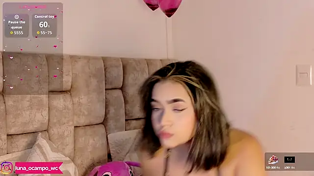 Snapshot of LunaOcampo_ chatting on October 16, 7:00 pm LunaOcampo online show from October 16, 7:00 pm