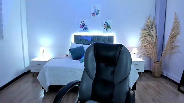 Antonela vargas online show from October 25, 12:04 pm