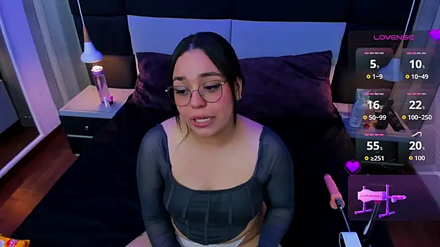 annytovar online show from November 11, 3:45 am