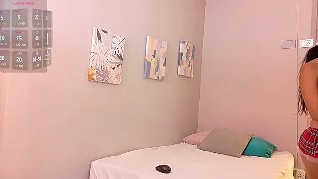 Snapshot of meli_peach1 chatting on June 20, 3:06 pm meli peach1 online show from June 20, 3:06 pm