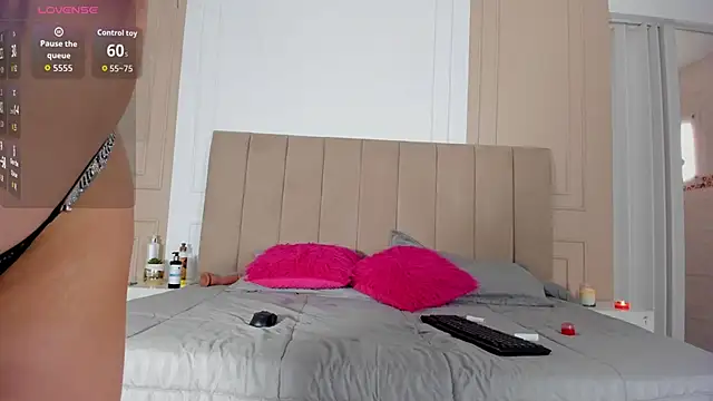 Snapshot of PatriciaFigueroa chatting on October 11, 7:04 pm PatriciaFigueroa online show from October 11, 7:04 pm