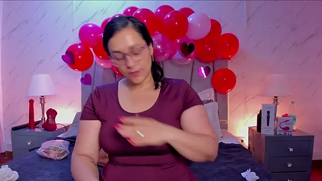 Michell Monet online show from February 12, 12:05 pm