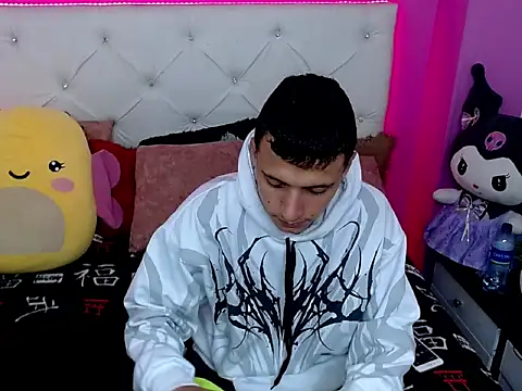 xx-kike-xx online show from October 1, 1:26 pm