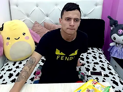 xx-kike-xx online show from September 27, 1:17 pm