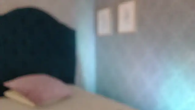 Snapshot of Vic_Taylor chatting on December 3, 11:31 am Vic Taylor online show from December 3, 11:31 am