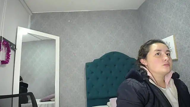 Snapshot of Vic_Taylor chatting on May 8, 11:25 am Vic Taylor online show from May 8, 11:25 am