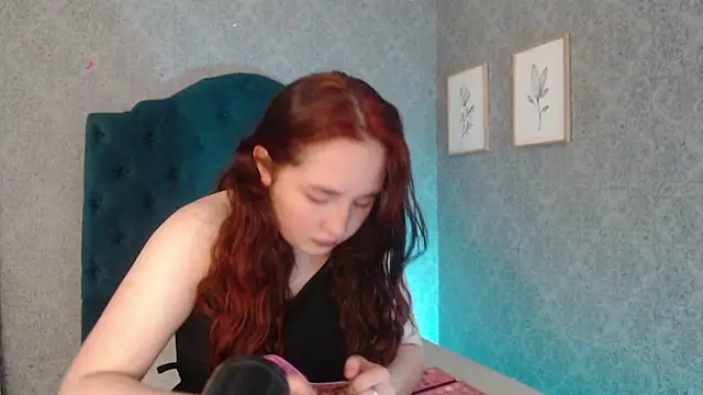 Snapshot of Vic_Taylor chatting on December 2, 11:23 am Vic Taylor online show from December 2, 11:23 am